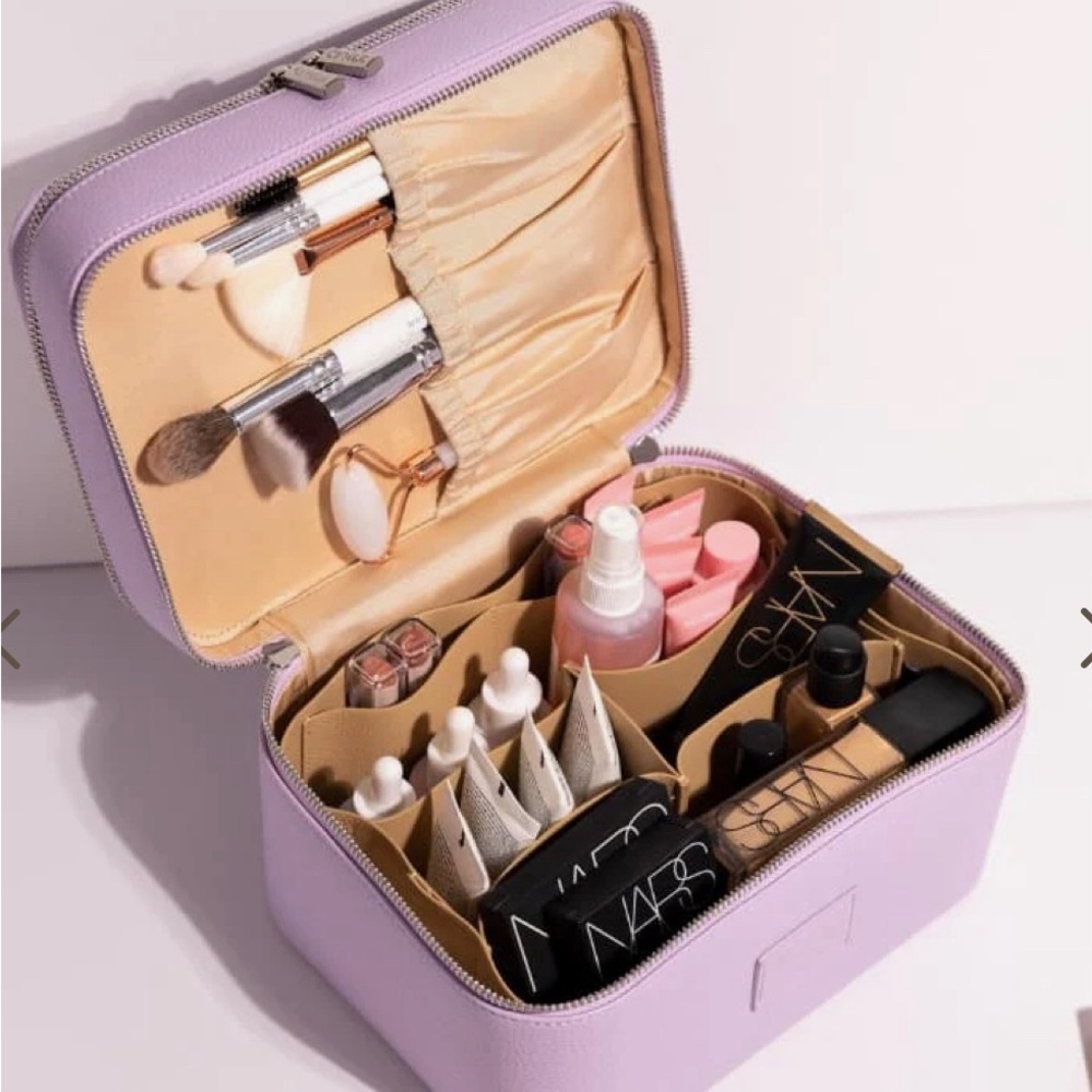 ETOILE Makeup Case (Lavender Color)